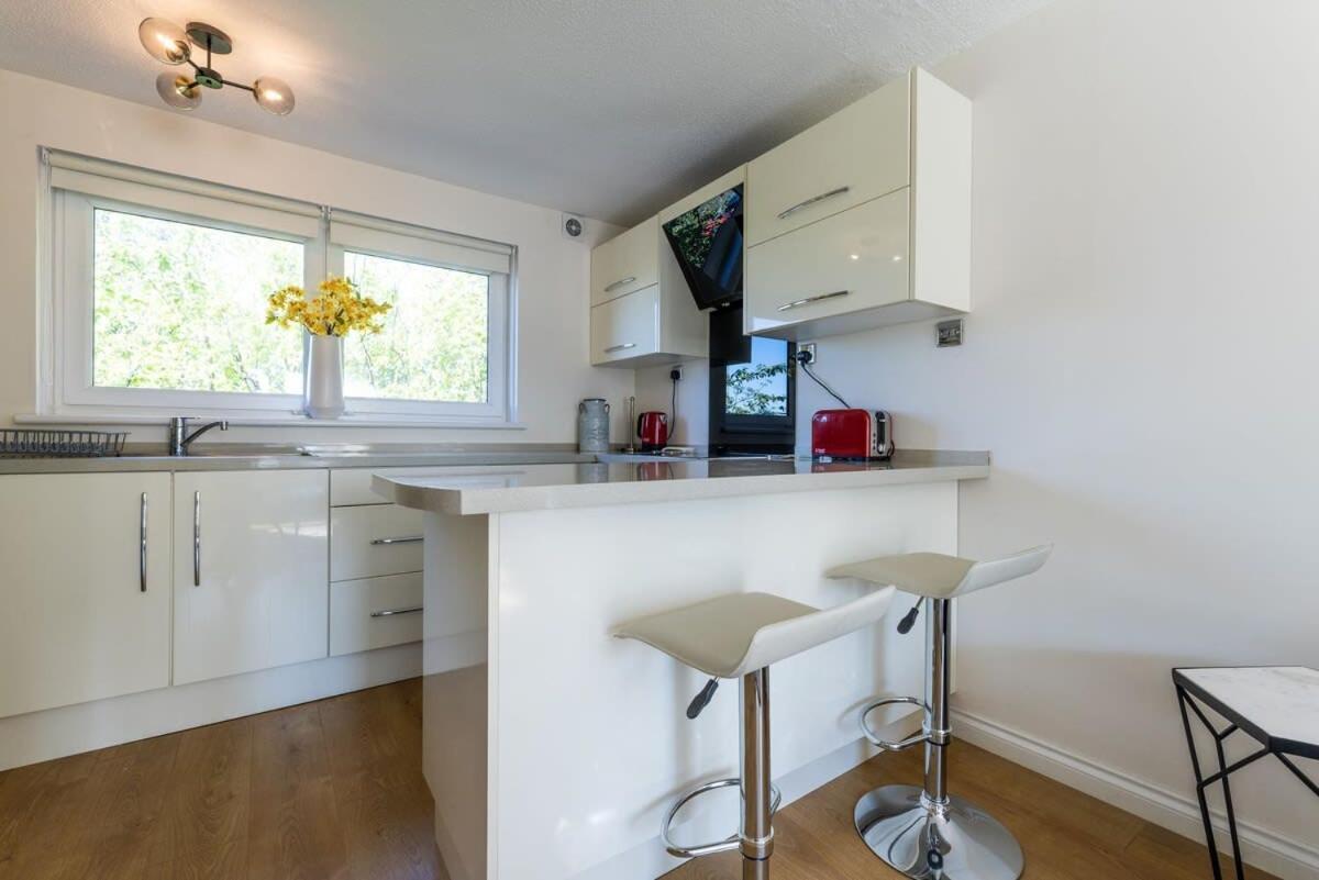 Stunning City Centre 1 Bed With Free Parking Glasgow Buitenkant foto
